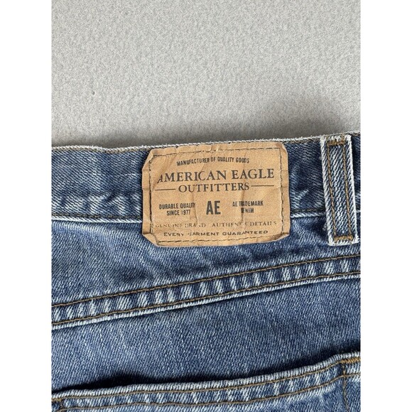 American Eagle Jeans 32x31 Blue Button Fly Relaxed Straight Distressed Tag 34x32 - Picture 9 of 14